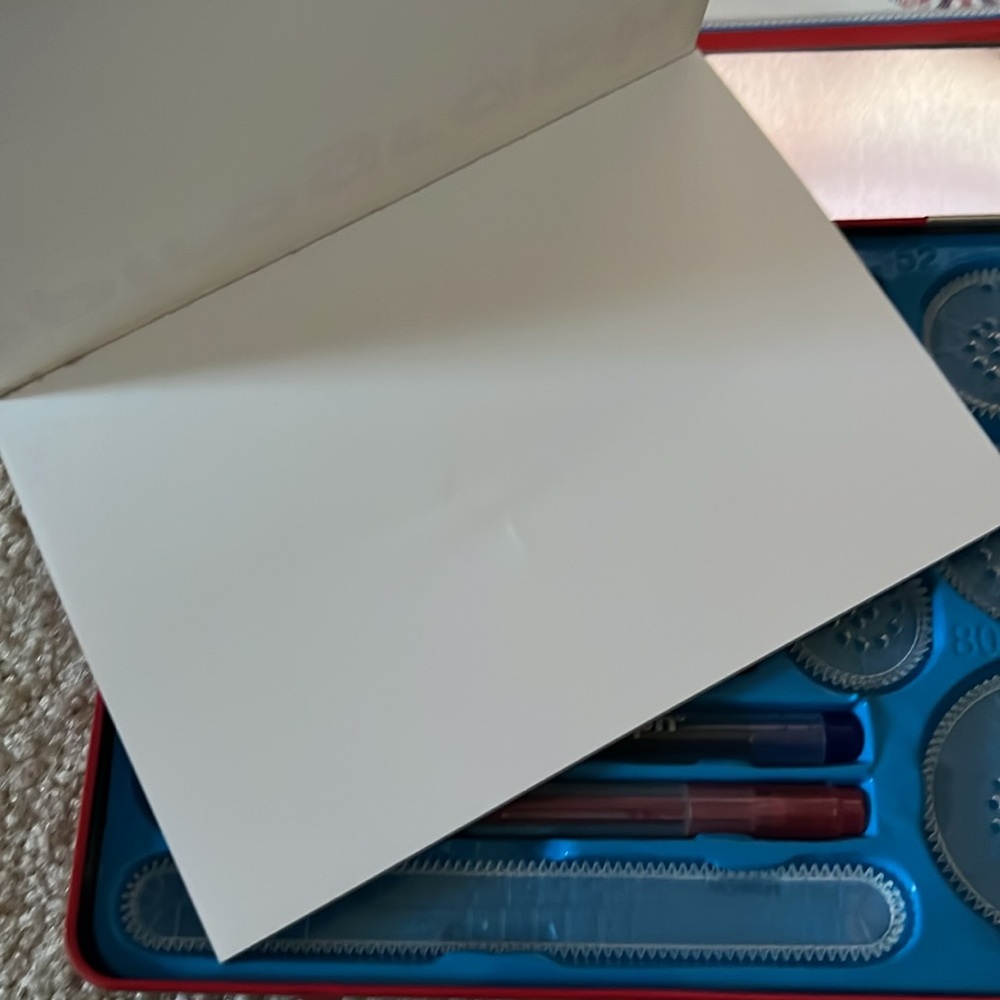 The Original Spirograph design set - used once - Picture 6 of 8